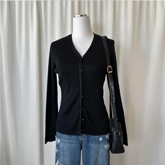 Banana republic vintage Silk Cardigan sweater size Medium - Picture 3 of 8